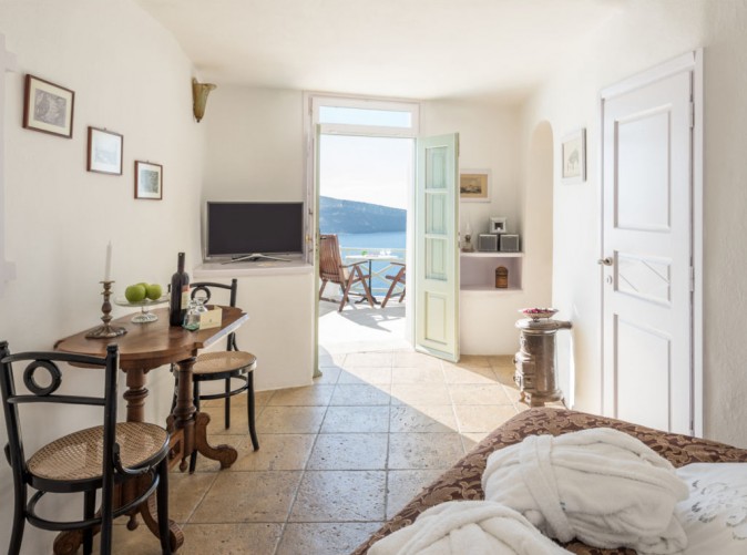 020_Fanari_Oia_Schoene Aussichten Touristik_Wohnbeispiel_4